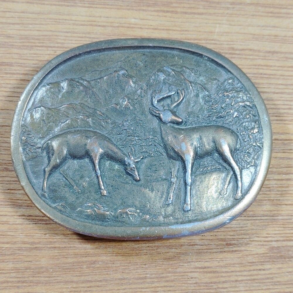 Vintage Belt Buckle Indiana Metal Craft Deer Wildlife Outdoors Hunting *Read